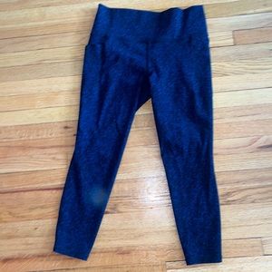 EUC Athleta Salutation Stash Pocket Gravel Tight Large 10-12 dark blue & black